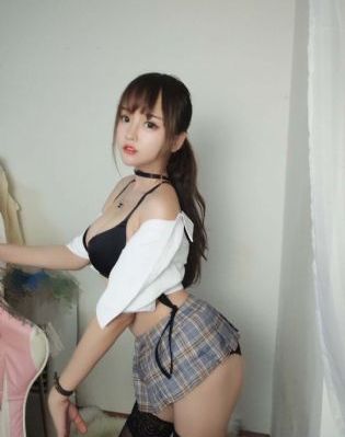 挣扎把亚当君