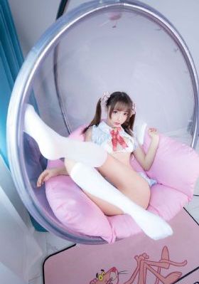 美丽的小蜜桃3
